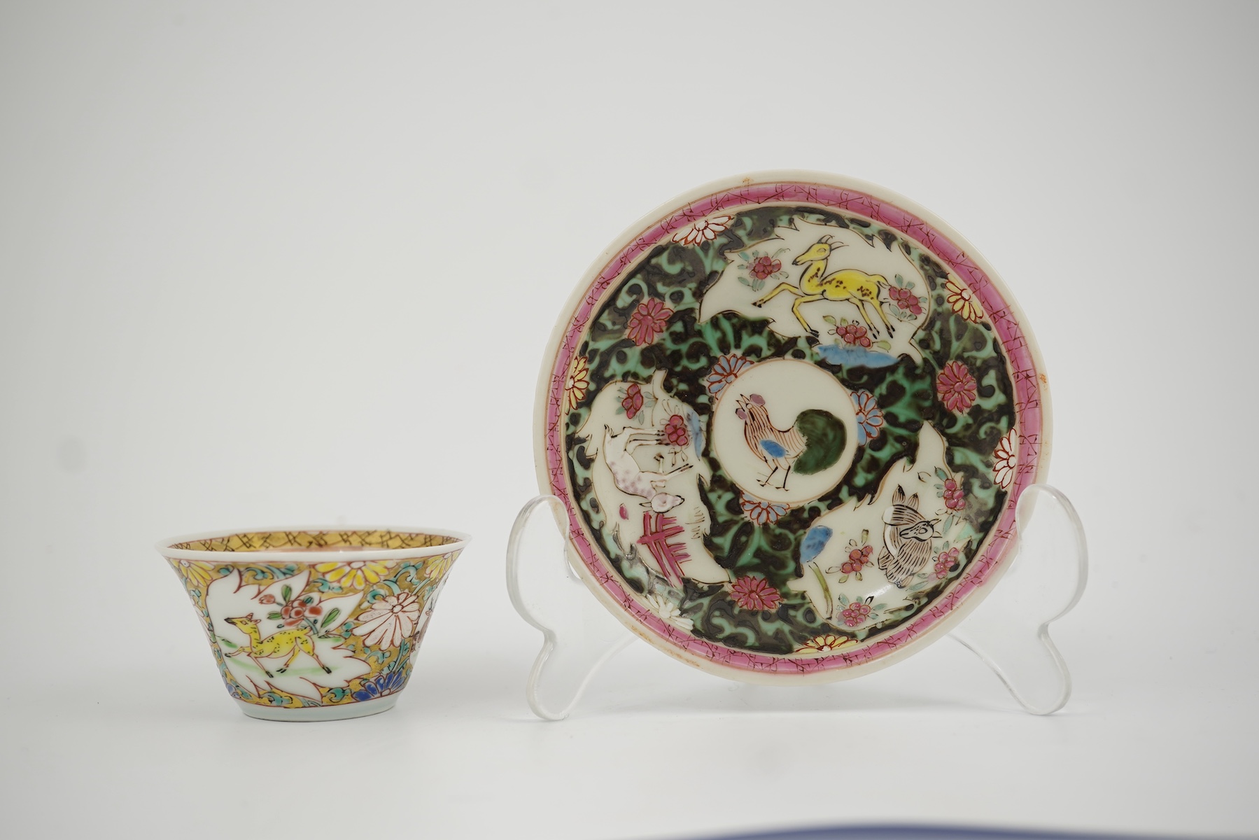 A Chinese semi-eggshell porcelain saucer and a similar tea bowl, Yongzheng period